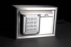 Schlüsselletztbehaelter für die Lagerung von wichtigen "Letzt"-Schlüsseln