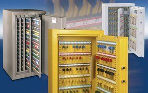 Schlüsselmanagement für Betriebe aller Größen mit unterschiedlichen Zertifizierungen.